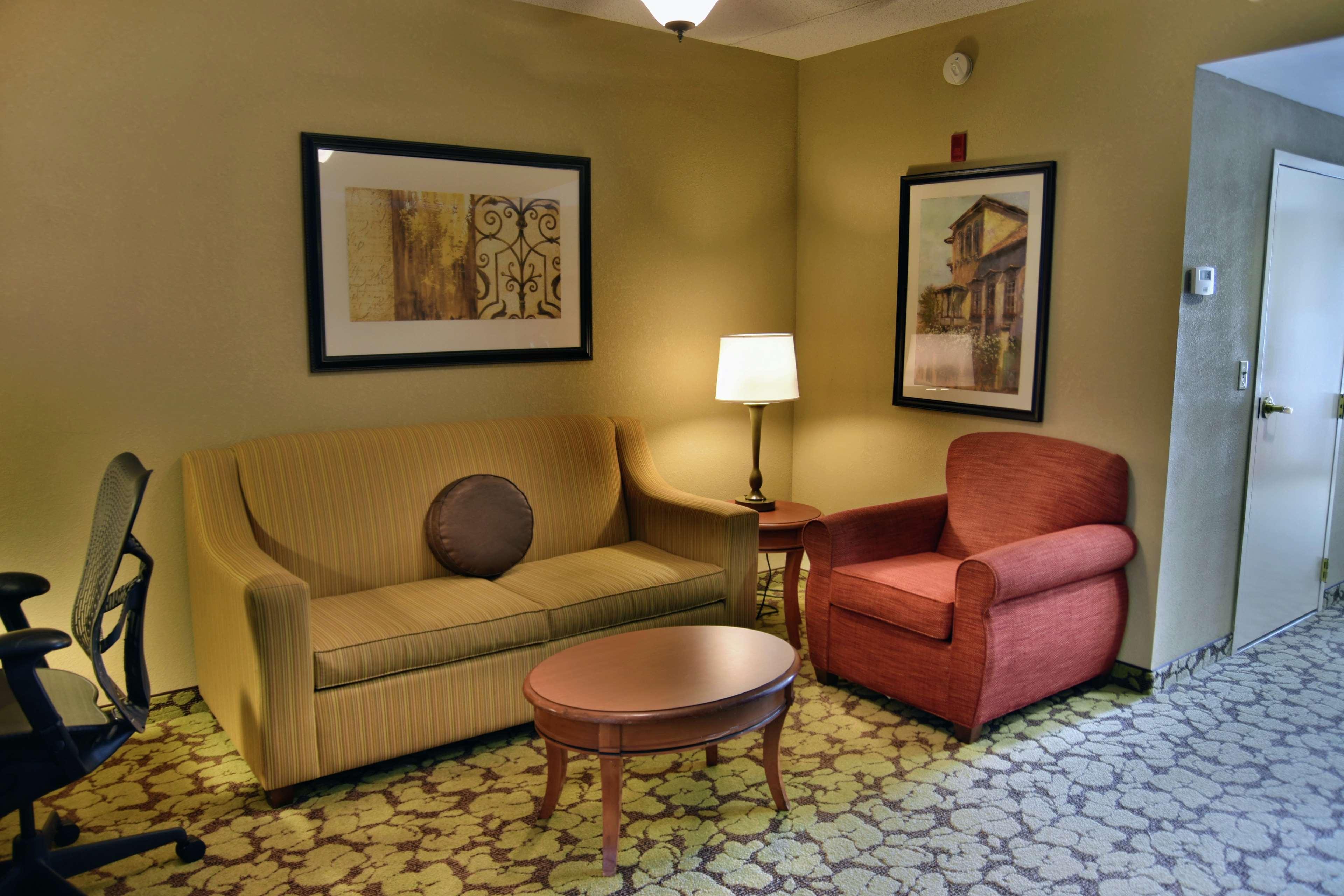 Hilton Garden Inn Hattiesburg Extérieur photo